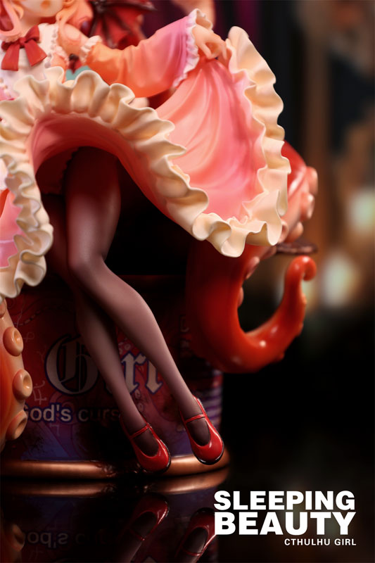 Cthulhu Girl The Scarlet Abyss of Dreams Complete Figure
