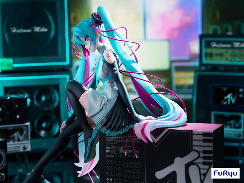 Hatsune Miku x MTV - Complete Scale Figure 1/7