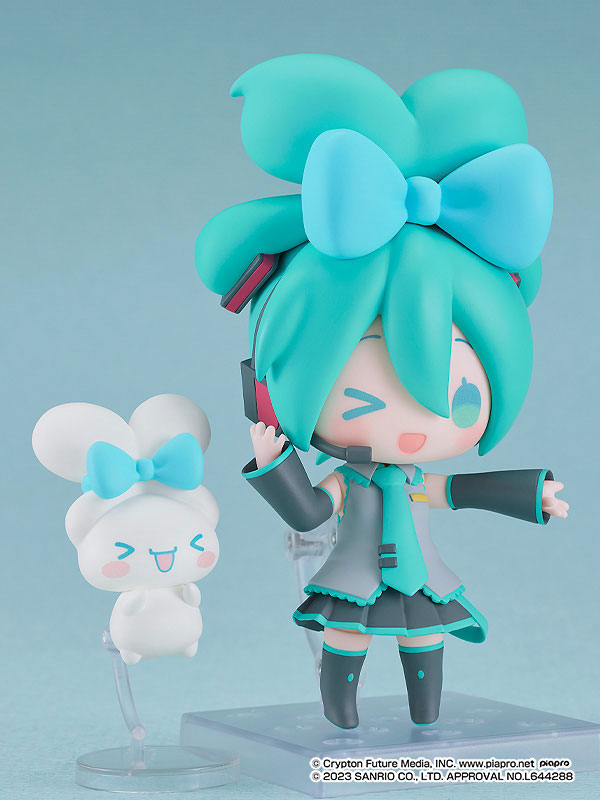 Nendoroid 2306 [Hatsune Miku x Cinnamoroll] Hatsune Miku: Cinnamoroll Collaboration Ver.