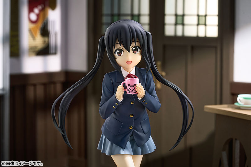 [K-On!] Azusa Nakano - L size Complete Figure