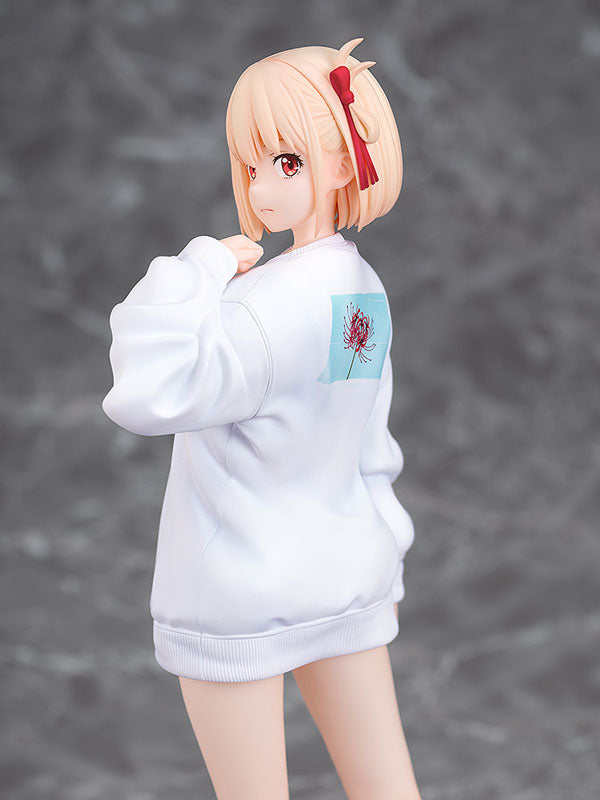 [Lycoris Recoil] Chisato Nishikigi - Oversized Sweatshirt Ver. 1/7 Complete Figure