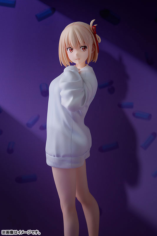 [Lycoris Recoil] Chisato Nishikigi - Oversized Sweatshirt Ver. 1/7 Complete Figure