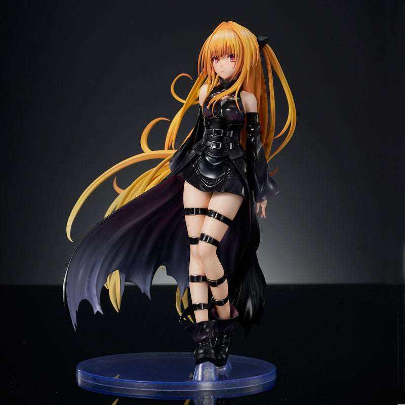 [To Love-Ru Darkness] Golden Darkness  - Black Trance ver. Complete Figure