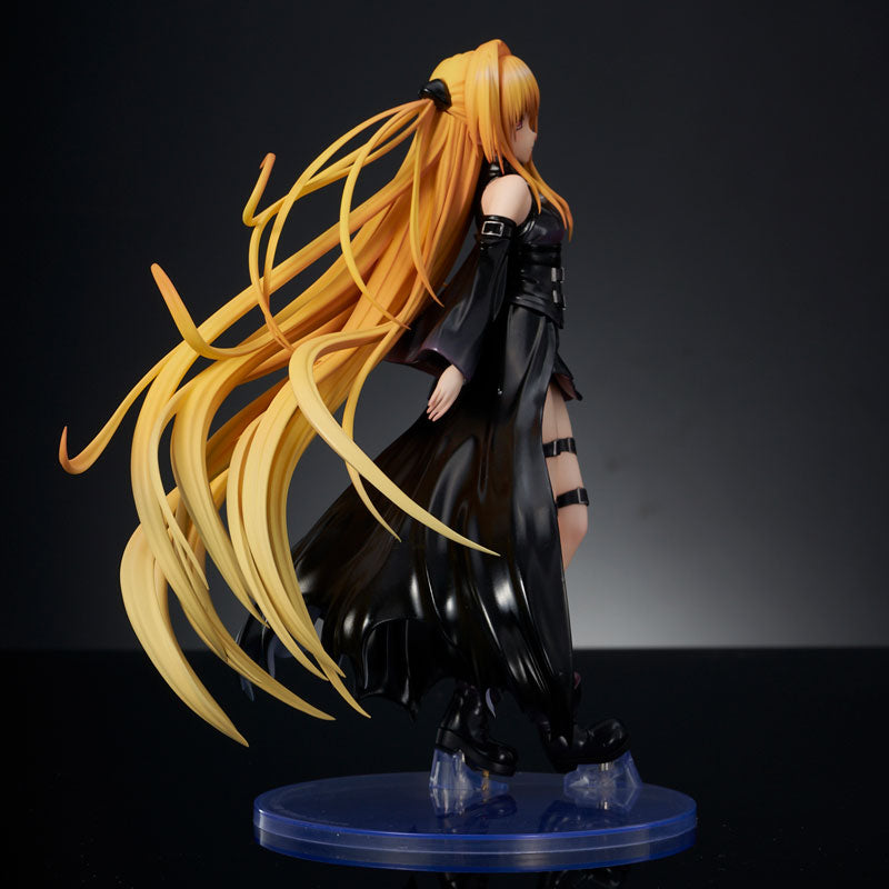[To Love-Ru Darkness] Golden Darkness  - Black Trance ver. Complete Figure