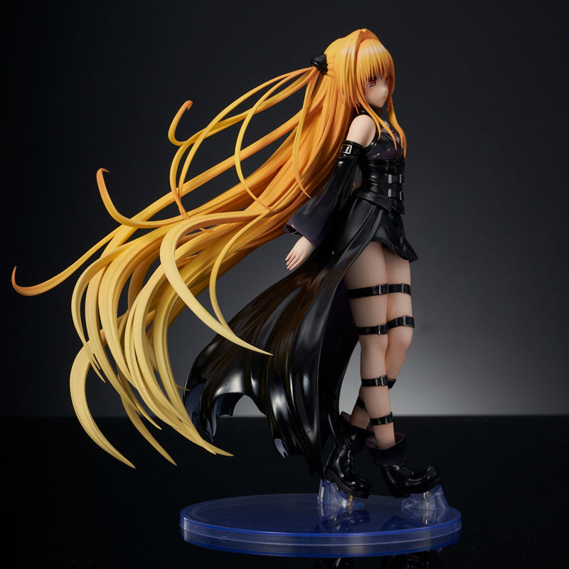 [To Love-Ru Darkness] Golden Darkness  - Black Trance ver. Complete Figure
