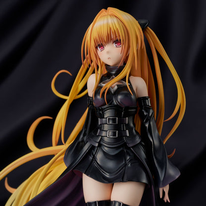 [To Love-Ru Darkness] Golden Darkness  - Black Trance ver. Complete Figure