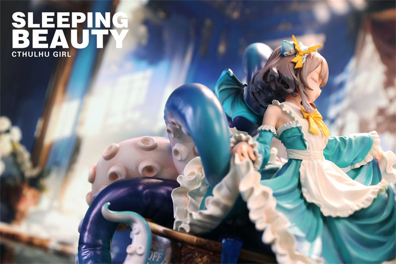 Cthulhu Girl - Phantom of Azure Shadow Complete Figure