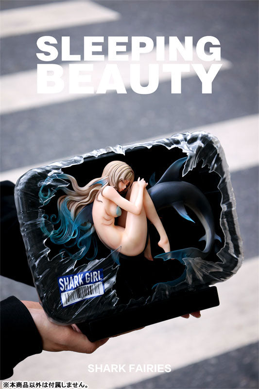 Shark Fairies Black Fin Complete Figure