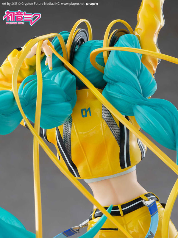 [Character Vocal Series 01] Hatsune Miku 17th Anniversary Ver. 1/7 Complete Figure