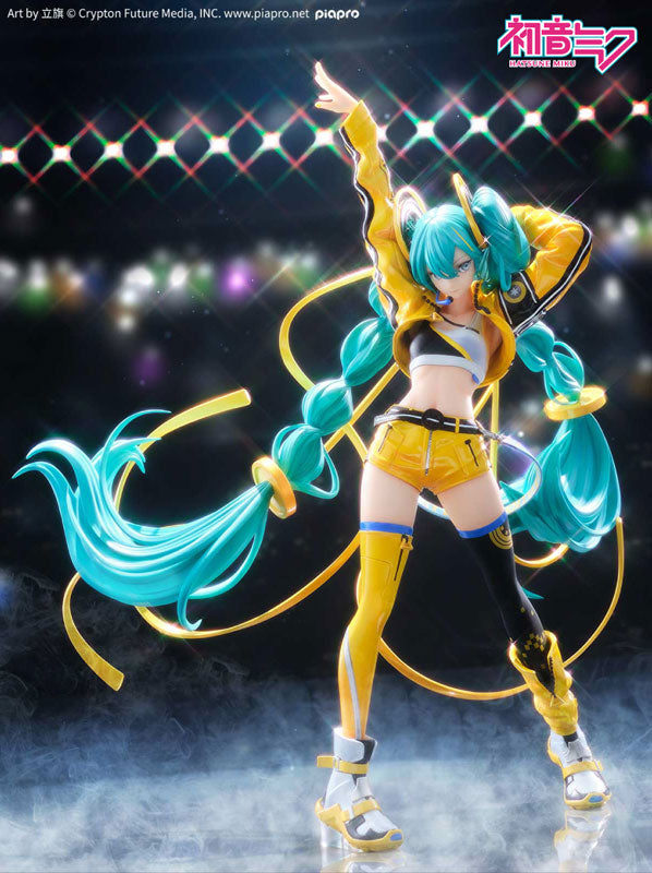 [Character Vocal Series 01] Hatsune Miku 17th Anniversary Ver. 1/7 Complete Figure