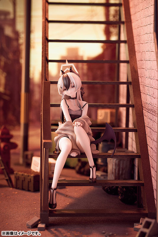 [Blue Archive] Kayoko - Memorial Lobby Ver. 1/7 Complete Figure