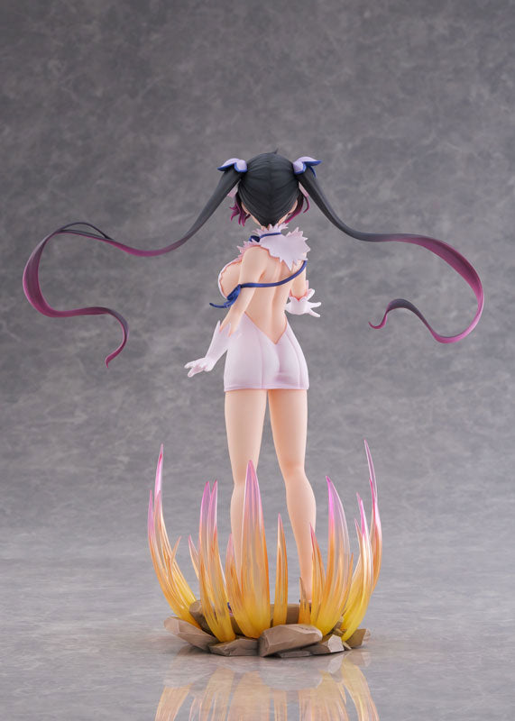 [Is It Wrong to Try to Pick Up Girls in a Dungeon?] Hestia - Divinity Unleashed Ver.
