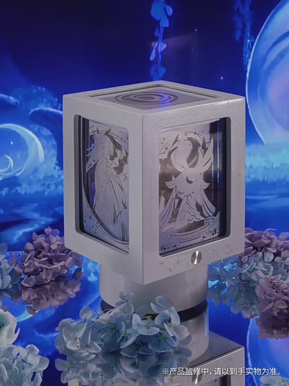 Gift Box Lampe de Nuit Rotatif, Boite Musical a 4 cote + Cartes de Collection [Genshin Impact] - Selenic Chronicles series